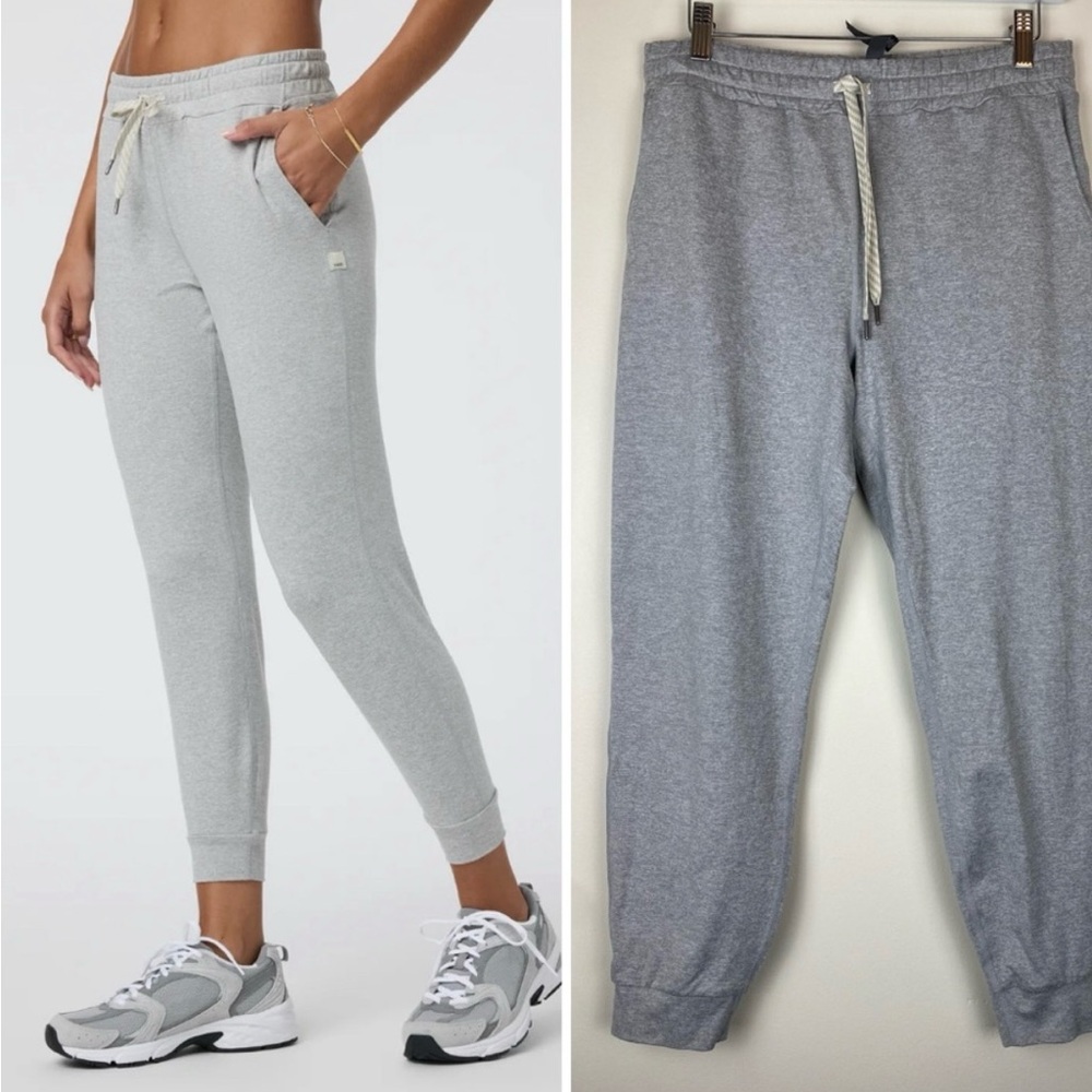 VUORI Women’s Performance Jogger Gray smoke free storage.